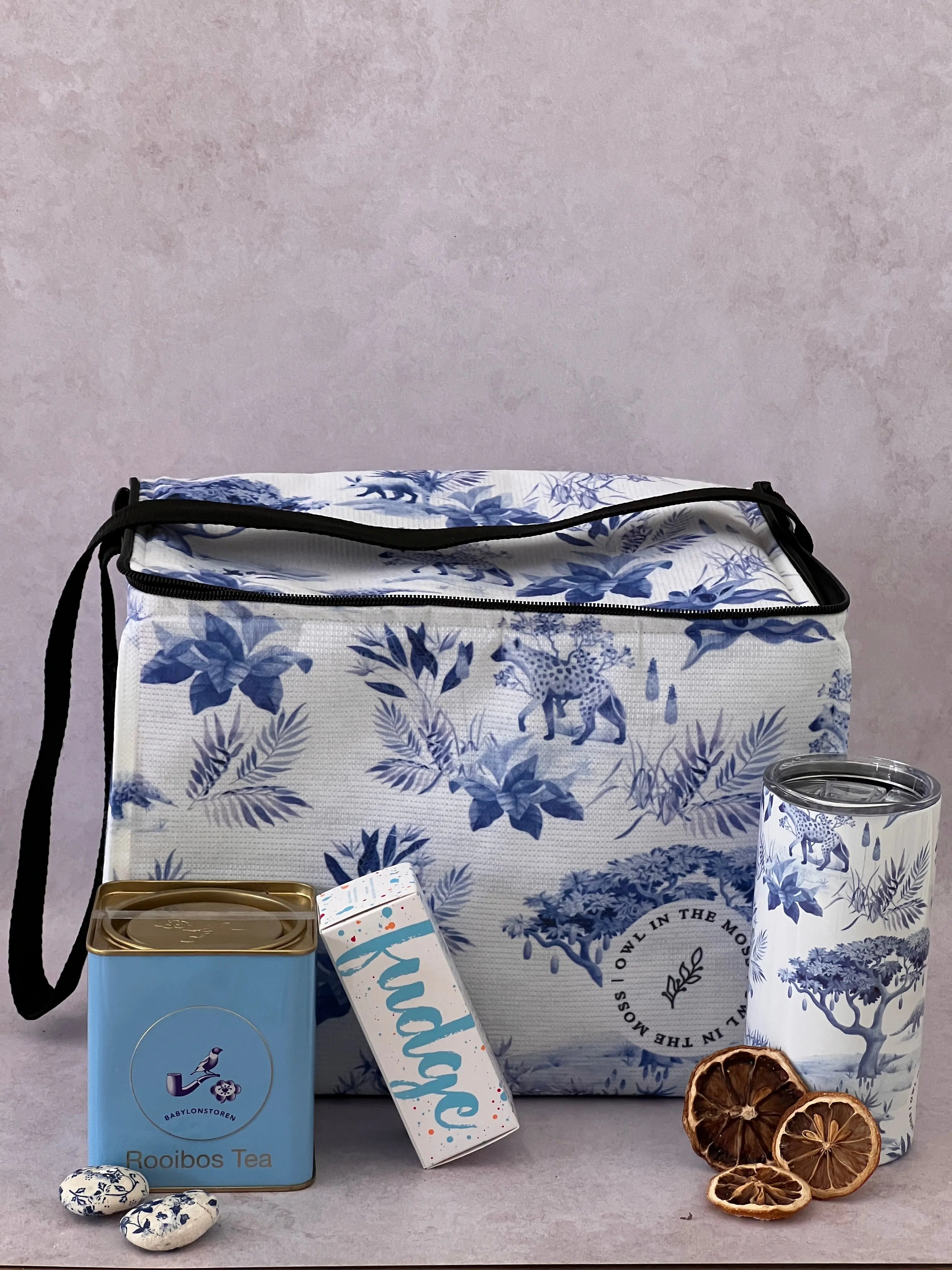 African Delft Delight Bee Festive