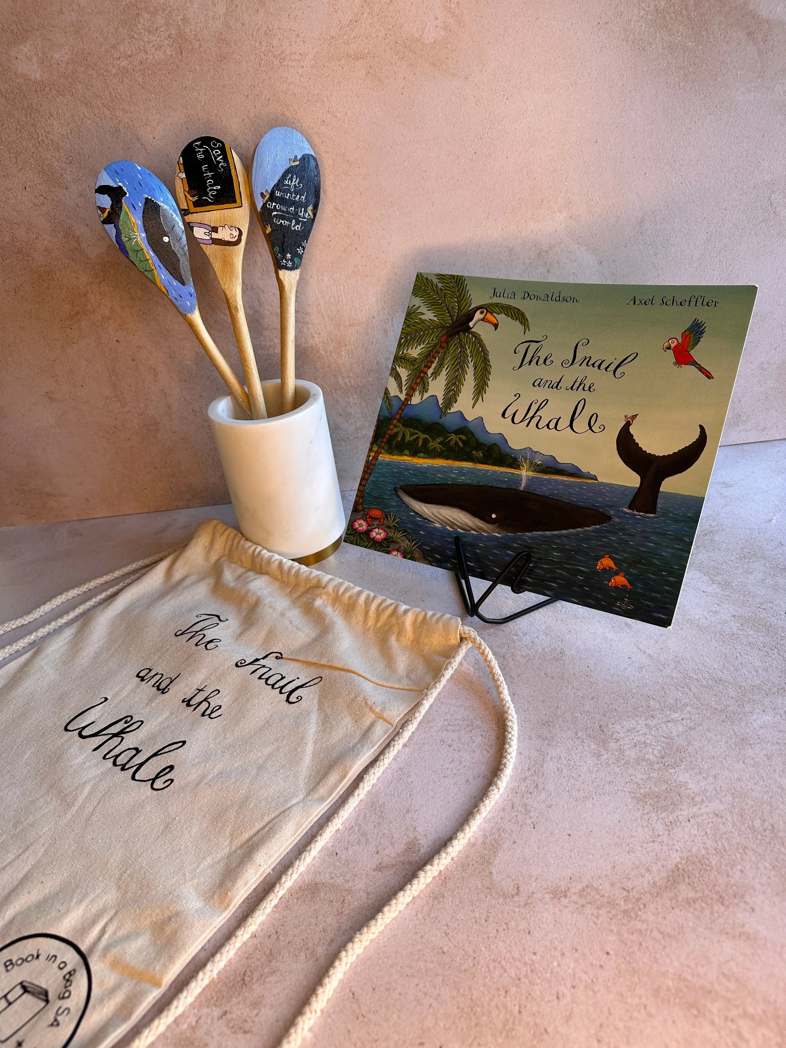 Book in a bag - The Snail and the whale Book in a bag