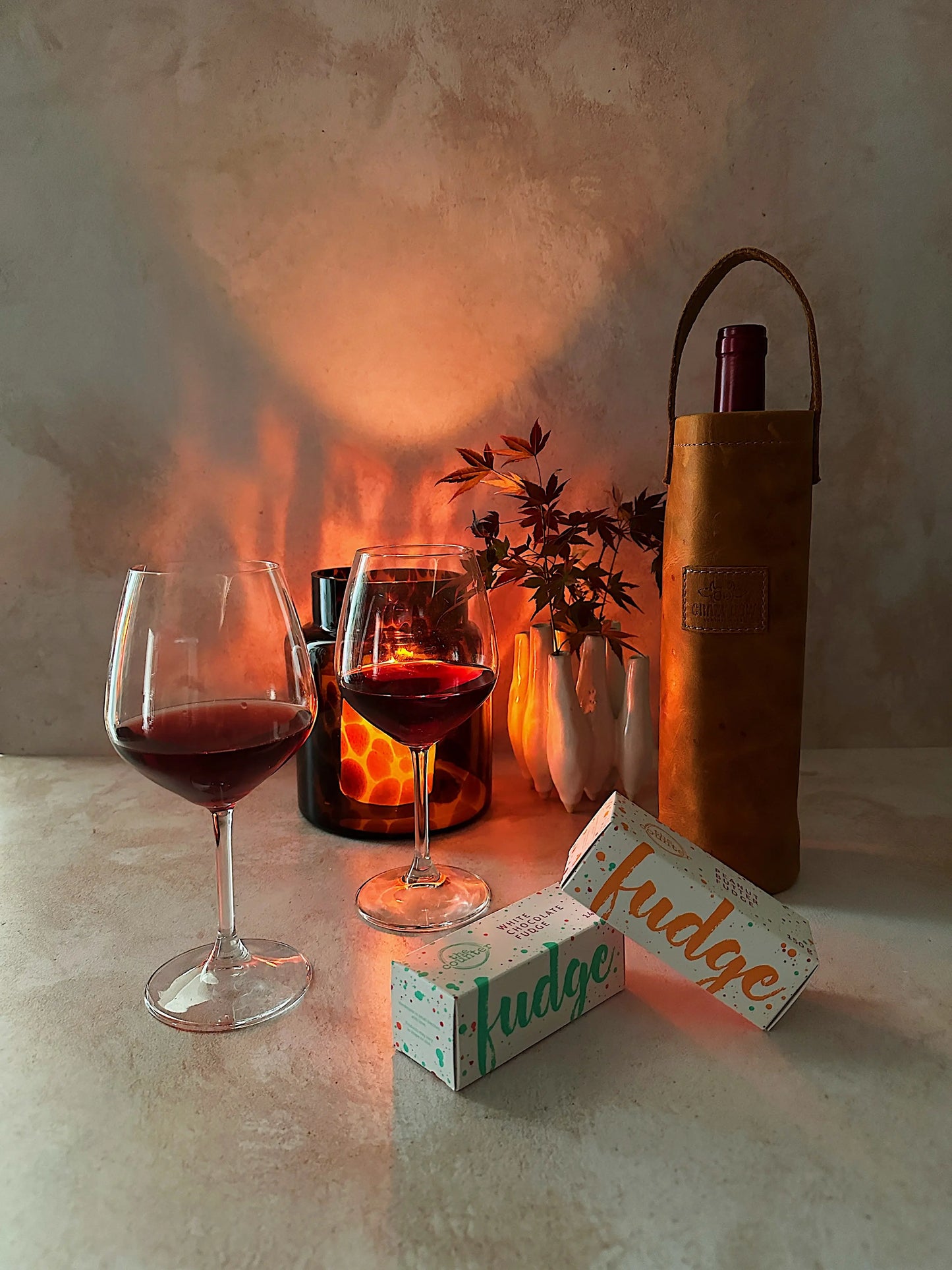 Bee festive wine and fudge gift set daddy sip set and sweets