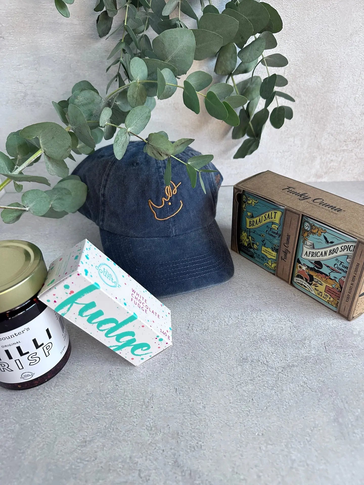Rhino's sweet & fiery mix Bee Festive south africa gift