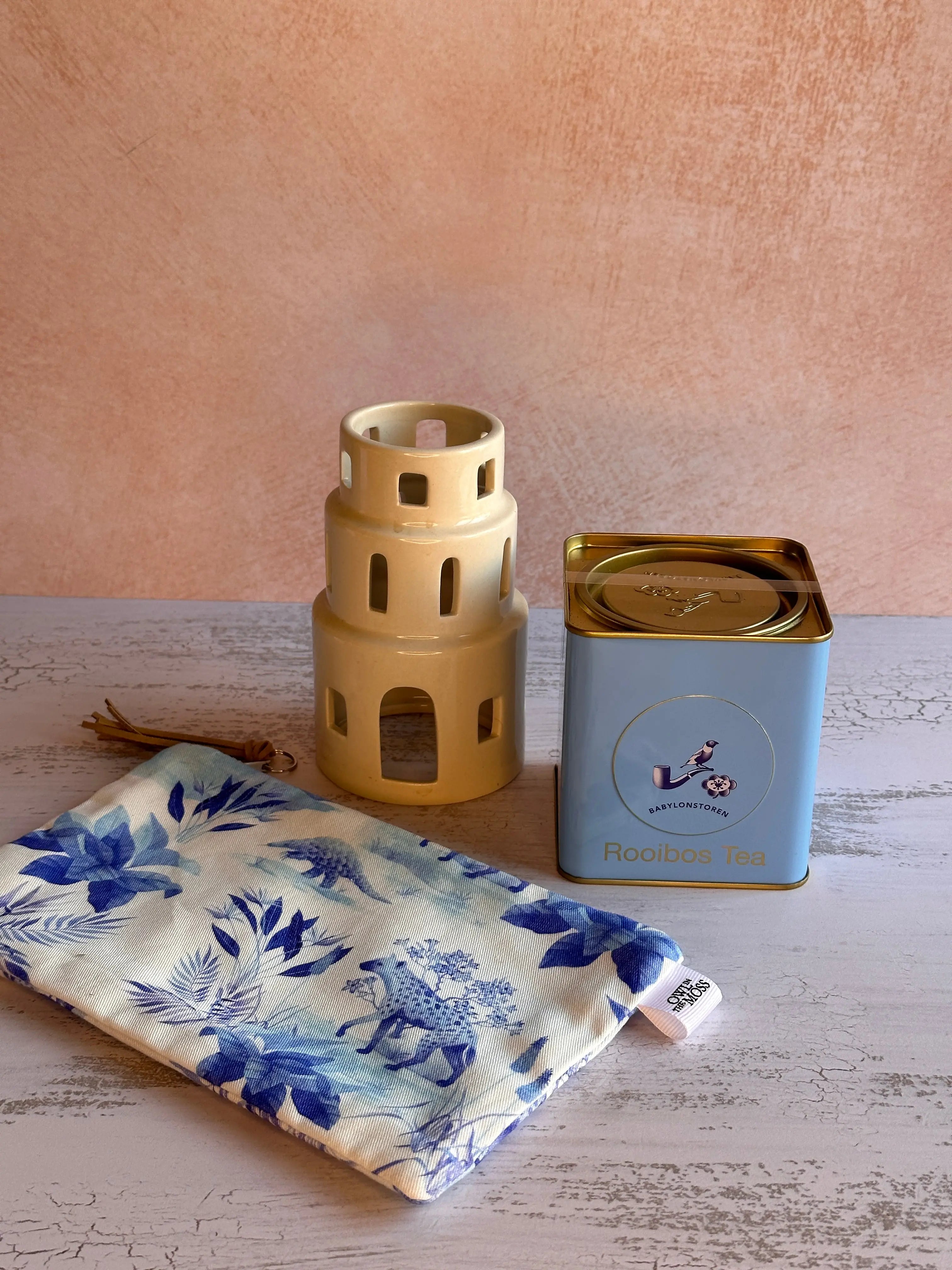 Rooi Buzz Bundle Bee Festive