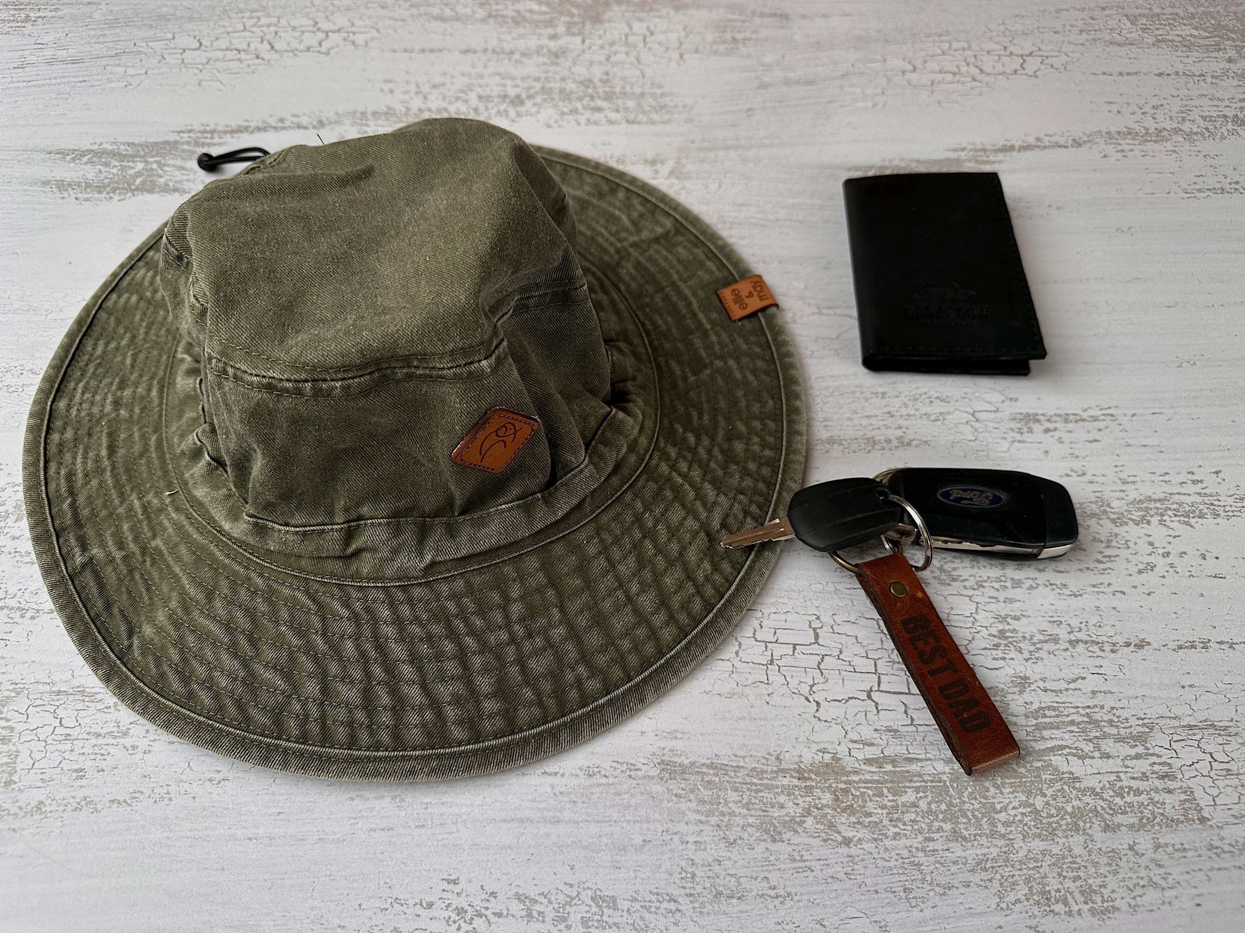 Safari Swagger Kit Bee Festive