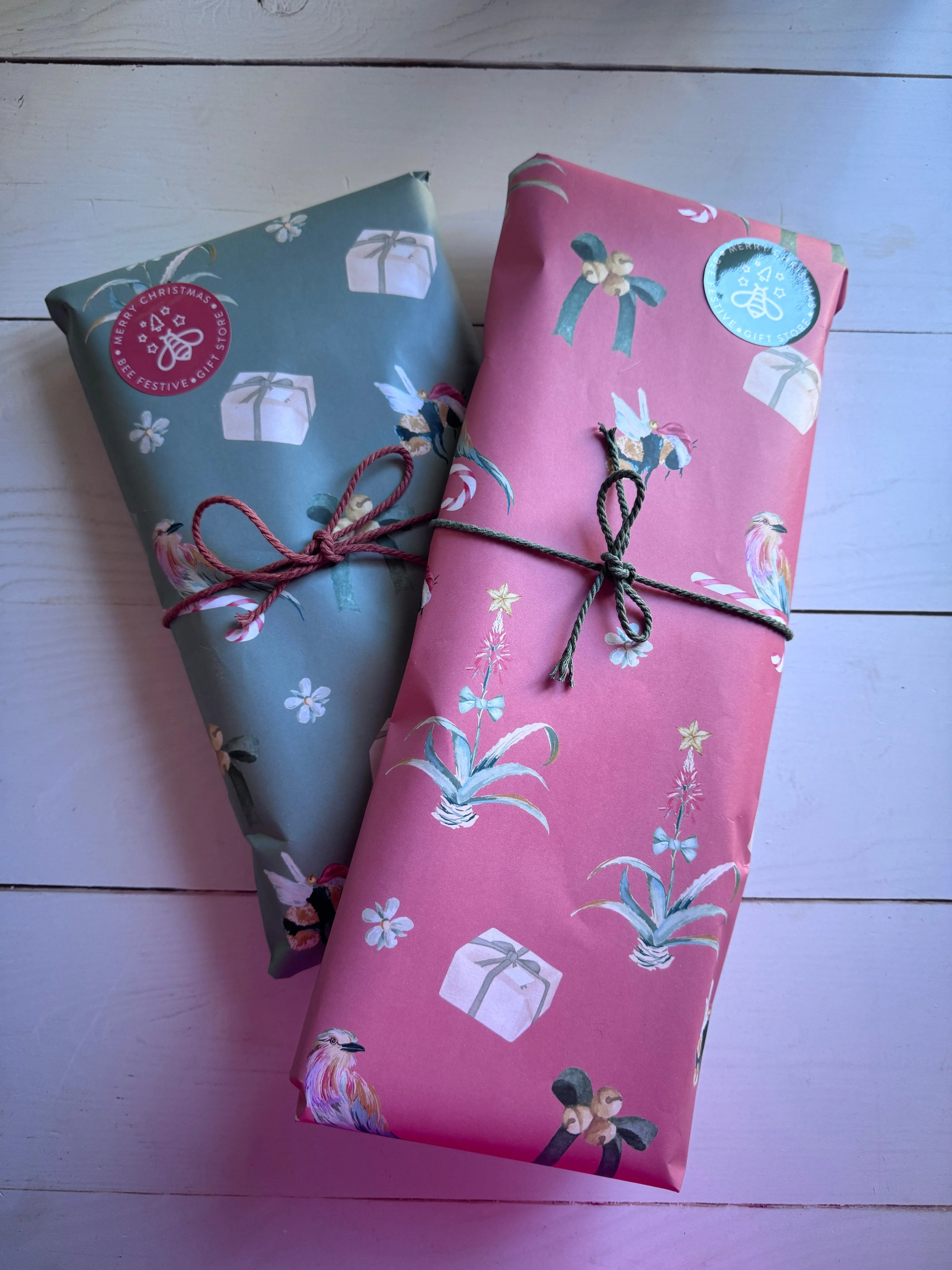 Christmas wrapping paper - Animal Party Bee Festive south africa gift